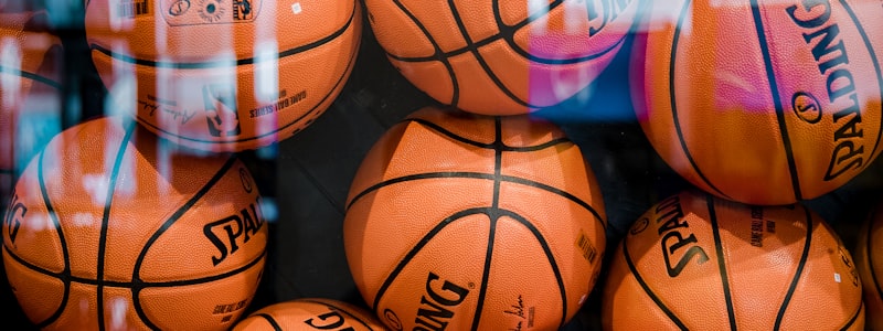 法国国家队全体队员赛前合影展示阵容 - 身着蓝色队服气势昂扬